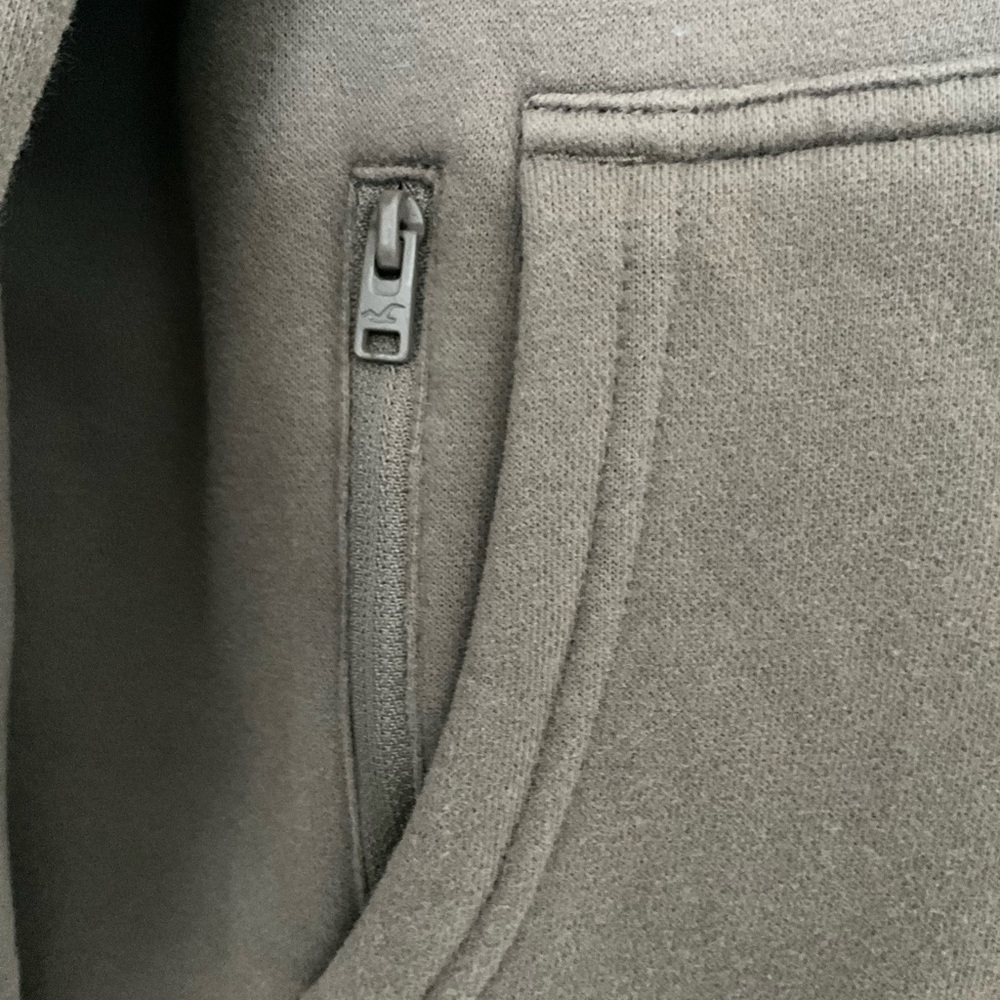 Hollister Men's Tan Hoodie - Picture 3 of 6